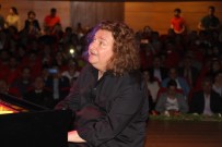 NIHAT ERGÜN - Piyanist Tuluyhan Uğurlu Konserini Şehitlere Atfetti