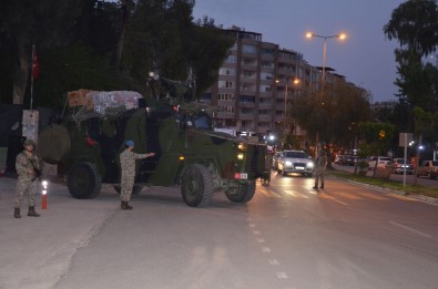 Sınıra Askeri Sevkiyat Yoğunlaştı