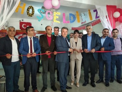 Süleyman Şah Ortaokulu'nda Bilim Fuarı Açıldı