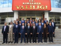 İBRAHIM AKıN - Belediye Başkanı Ekicioğlu, Meclis Üyeleriyle Vali Akın'ı Ziyaret Etti