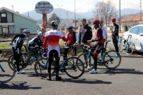 CUMHURBAŞKANLIĞI BİSİKLET TURU - Bisiklet Milli Takımı Yarışlara Erciyes'te Hazırlanıyor