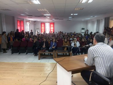 Çelikhan'da Meslek Tanıtım Semineri Düzenlendi