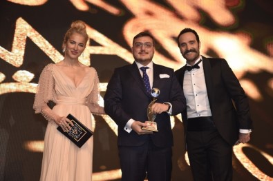 Mustafa Yiğit Zeren'e Yılın CEO'su ödülü
