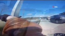 (Özel) Emniyet Şeridine Giren Aracın Motorcuya Çarptığı Kaza Kamerada Haberi