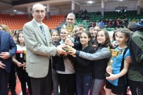 GÜNHAN YAZAR - Şampiyonlara Ödülleri Verildi