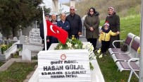 EMEKLİ İMAM - Şehit Piyade Onbaşı Hasan Gülal Kabri Başında Anıldı