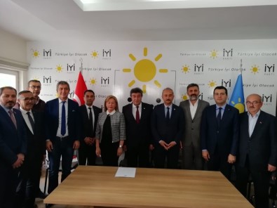Dursun Ataş Açıklaması 'Bu Seçimlerde İYİ Parti Kendini İspatlamıştır Ve Varlığını Göstermiştir'