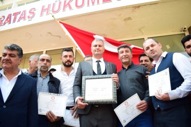 Karataş Belediye Başkanı Necip Topuz Mazbatasını Aldı