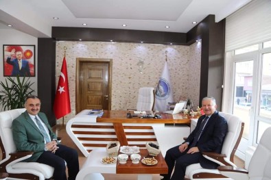 Kaymakam Duru'dan Başkan Cabbar'a Ziyaret