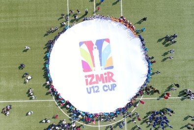 Uluslararası U12 İzmir CUP'ta Görkemli Başlangıç