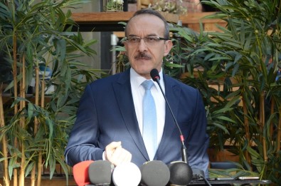 Vali'den Sırrı Sakık'a Açıklaması 'Vatan Hainlerinin Duasına İhtiyacımız Yok'