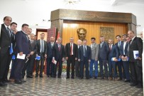 AHMET DENIZ - Vali Deniz Ortaokul Müdürleriyle Bir Araya Geldi