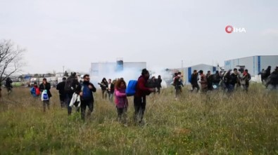 Yunanistan'da Göçmenlerle Polis Arasında Çatışma