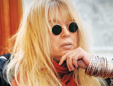 Zerrin Özer evleniyor!