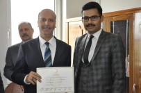 RECEP BOZKURT - Başkan Bozkurt Mazbatasını Aldı