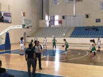 BASKETBOL TAKIMI - Düzce'nin Kızları Potada Rakip Tanımıyor