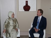 Emine Erdoğan Dünya Ekonomik Forumu Başkanı Brende İle Görüştü