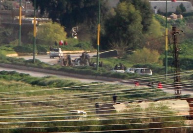 Kamışlı'da Teröristlerin Zırhlı Aracı Görüntülendi