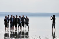 TUZ GÖLÜ - Türkiye'nin Beyaz Cenneti Tuz Gölü'ne Yoğun İlgi