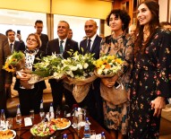 OY PUSULASI - Aziz Kocaoğlu, Koltuğu Tunç Soyer'e Devretti