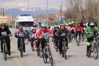 ÇUKURKUYU - Erzincan'da Bisiklet İl Birinciliği Yarışmaları Yapıldı