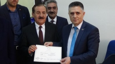 Hasköy Belediye Başkanı Karayel Mazbatasını Aldı