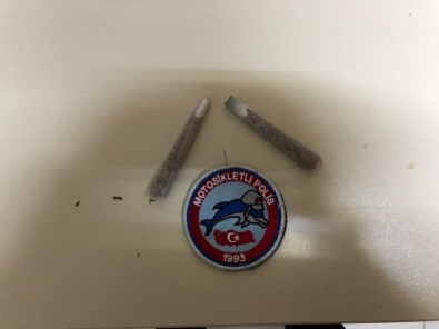 İnegöl'de Uyuşturucu Ve Ruhsatsız Silah Ele Geçirildi