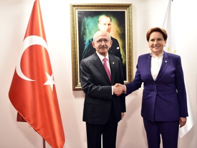 Kılıçdaroğlu'ndan Akşener'e Ziyaret
