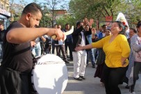 STRATEJI - Mersin'de Dünya Romanlar Günü Renkli Görüntülere Sahne Oldu