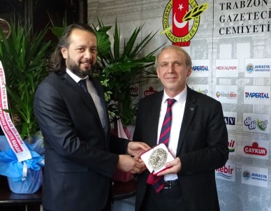 Trabzon Gazeteciler Cemiyeti'nde Devir Teslim