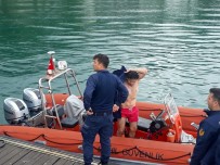 Alkollü Denize Girdi, Cezayı Yedi