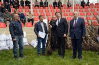 Erzurum'da 40 Bin Ceviz Fidanı İle Yem Bitkisi Tohumu Dağıtıldı Haberi