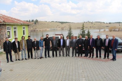 Köylerini Kalkındırmak İçin  Dernek Kurdular