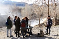 BEĞENDIK - Muradiye Şelalesi Baharla Birlikte Coştu