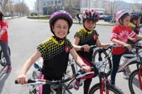 TÜRKIYE BISIKLET FEDERASYONU - Öğrenciler Dereceye Girmek İçin Pedal Çevirdi