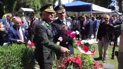 Şehit Annesinin Gözyaşlarını Emniyet Müdürü Sildi