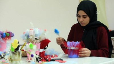 Yurt Hayatını 'İyiliğe' Dönüştürüyorlar