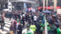 İŞÇI BAYRAMı - Arjantin'de Halk Sokaklara Döküldü Açıklaması 39 Gözaltı