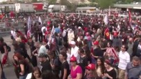 HALK PAZARI - Bakırköy'deki Kutlamanın Ardından Kalabalık Dağılmaya Başladı