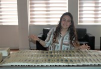 ZİYA SELÇUK - Biriktirdiği Harçlıklarla Sadece 4 Adet Kitap Basabilen Lise Öğrencisi Hayallerine Kavuştu