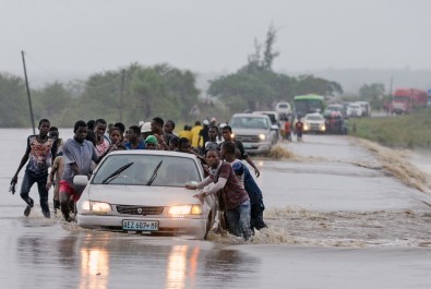 Kasırganın Vurduğu Mozambik Havadan Görüntülendi