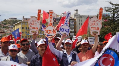 Kastamonu'da 1 Mayıs İşçi Bayramı Törenle Kutlandı