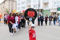 MUSTAFA AKYOL - Sivas'ta İki Farklı 1 Mayıs Kutlaması
