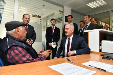 Vali Seymenoğlu Açıklaması 'Köylerimizin En Ücra Yerinde Bile Yaşan İnsanımıza Da Hizmet Götürmek Hepimizin Görevi'