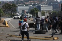 NİCOLAS MADURO - Venezuela'da Darbe Girişiminin Bilançosu Açıklaması 1 Ölü, 119 Yaralı