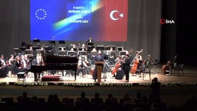 Bakan Çavuşoğlu Açıklaması 'Türkiye'nin Tam Üyeliği Tabii Ki Çok Önemlidir'