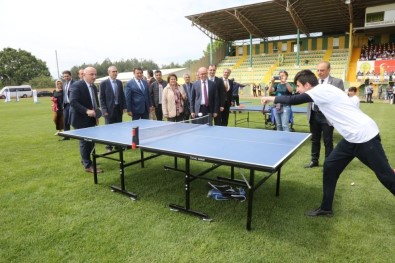Başkan Bıyık, Engelli Vatandaşları Mutlu Günlerinde Yalnız Bırakmadı