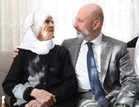 ANNELER GÜNÜ - Başkan Çolakbayrakdar'dan 'Anneler Günü' Mesajı