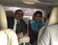 ENGELLİ GENÇ - Belediye Başkanı Engelli Gencin Hayalini Yerine Getirdi