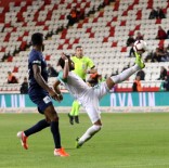 TARIK ÇAMDAL - Bursaspor, Antalyaspor'u Tek Golle Geçti